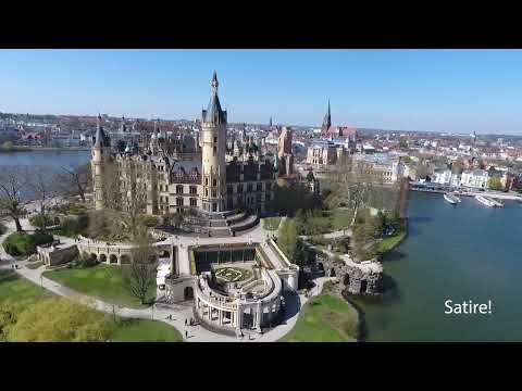 Achtung Satire! Schweriner Schlossinsel-Bewohner gründen Freistaat und kämpfen für Unabhängigkeit