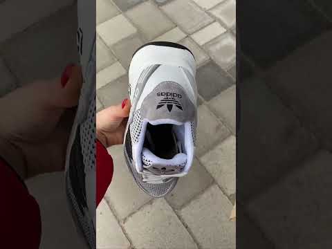 Чоловічі сірі літні кросівки сітка Adidas, чоловічі шкіряні легкі кросівки, кросівки Адідас для хлопців - фото 1 - id-p2169558391