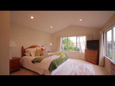 SOLD - 10 Lucia Glade, Meadowbank - Alan Phillips