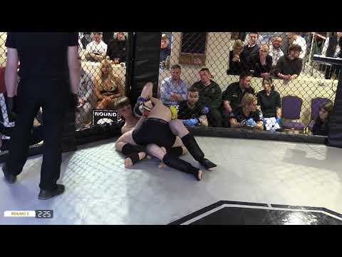 Charlie Maitland vs Luca Young - Fit2Fight 1