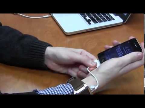 Carbon – браслет, который подзарядит ваш смартфон с помощью солнца. Фото.