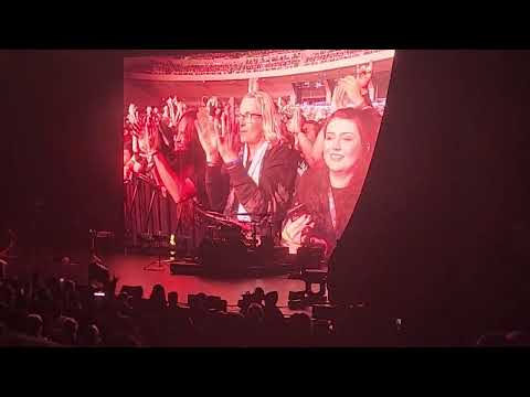 Babymetal 2023 North America tour finale 10/12/23 - ROR plus IDZ encore (fancam)