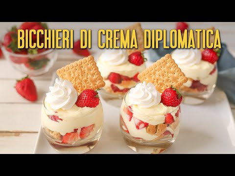 BICCHIERI DI CREMA DIPLOMATICA VANIGLIA E FRAGOLE Ricetta Facile - Fatto in Casa da Benedetta #ad