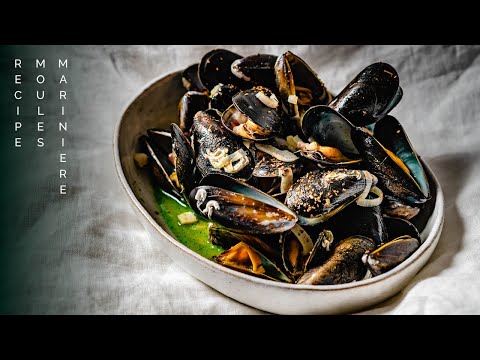 Moules marinière | Elizabeth Haigh