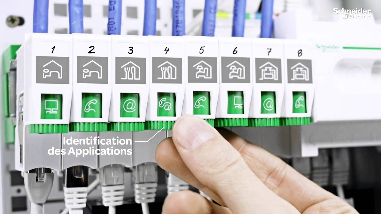 Coffret De Communication Schneider 8 Rj45 Avec LexCom Home, faites passer vos chantiers multimédia au Très Haut Débit - Professionnels | Schneider Electric France