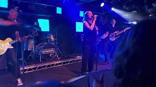 Echobelly  I Can’t Imagine the World Without Me.  Live  Waterfront Norwich 28/05/2024