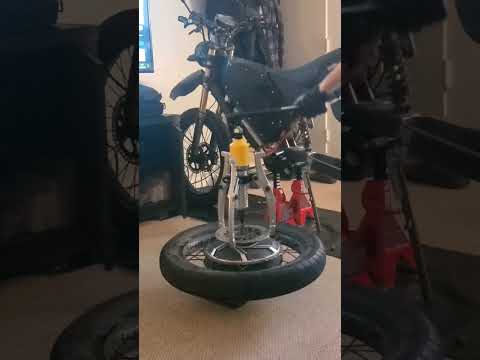 Removing QS273 stator with hydraulic gear puller