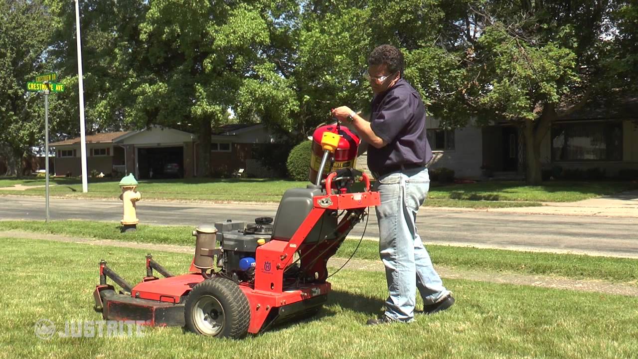Type I Safety Can, Round Nonmetallic, S/S hardware, 5 gallon, flame arrester, polyethylene — video 1