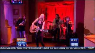 Catherine Britt - Little Wildflower (Live on Today Show 14 Jan 2008)