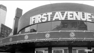 Ween - (10/31/95, MN) - She Fucks Me (tease)