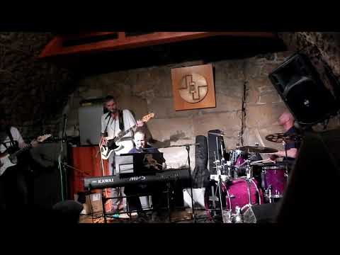 The Graves - The Graves - Kdo běhá (křest CD 2017)