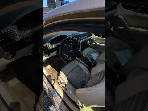 Автомобіль Volkswagen Passat SEL 2015 | GrandCar