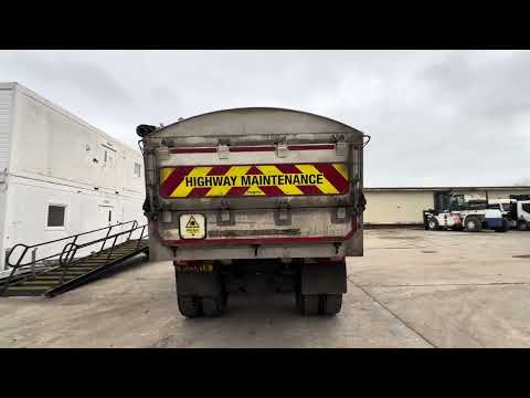 2019 DAF CF450 8X4 INSULATED BODY TARMAC TIPPER - Image 2