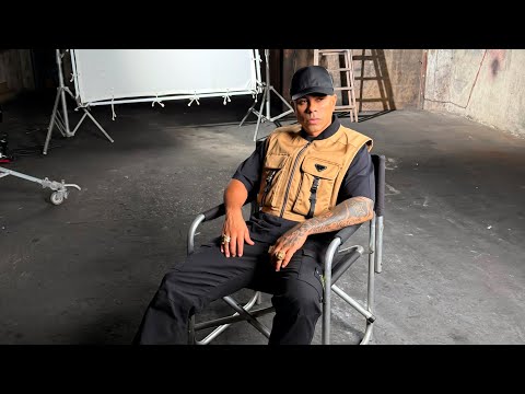 Tiro, Porrada e Bomba - MC Neguinho do Kaxeta (Clipe Oficial)