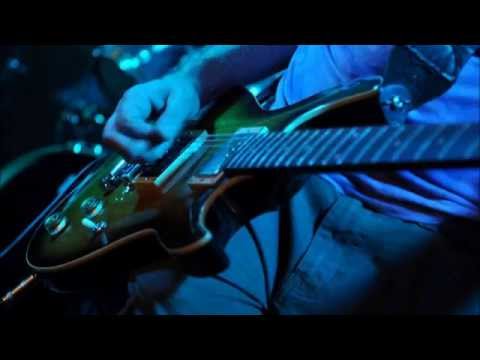 Automo Tone- Flying
