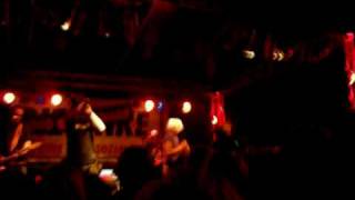 Mono Nikitaman-Boom (wolfsburg schlag alarm gegen rechts)