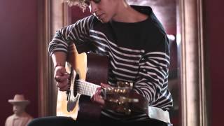 Chastity Brown : "Out On A Line"  (The Attic Sessions)