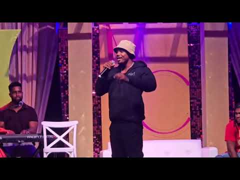 Sound man hijacks the stage at Mahalia’s Corner 