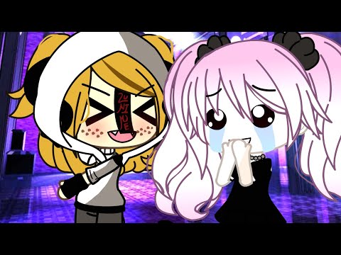 Ont s' en fout de pas savoir danser l' important c' est de s' amuser  ✨( feat 2 blg 😎 )