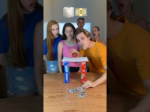 Quem Vai Parar a Maça no Papel🍎 #shorts