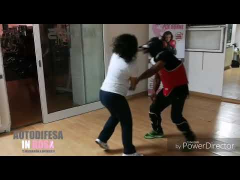 VIDEO CORSO AUTODIFESA IN ROSA 2018 08 07 PISA