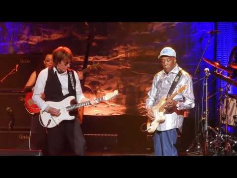 Jeff Beck and Buddy Guy - Let Me Love You - The Theater at Madison Square Garden