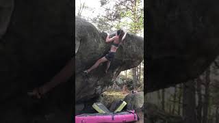 Video thumbnail de La Théorie du Complot, 7b+. Fontainebleau