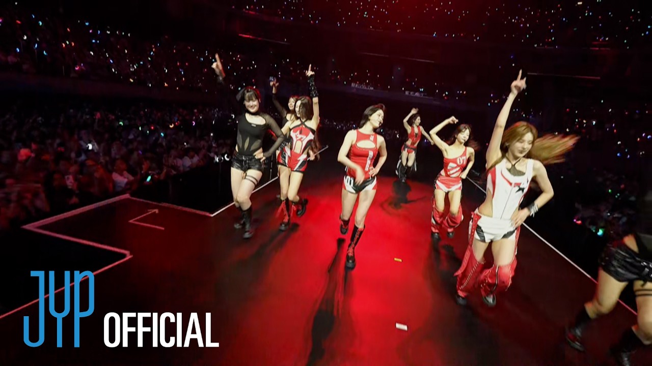 ITZY "Kiss & Tell" (CONCERT CAM VER.) @ 'TUNNEL VISION' in MANILA