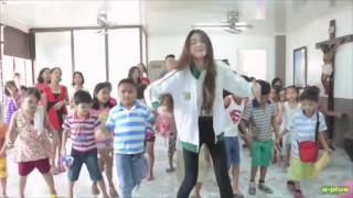 Santa Claus Is Coming To Town by PaintBabe Nam