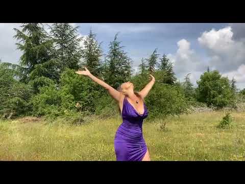 Virginie Bertrand 1472 : danse orgasmique jour 30