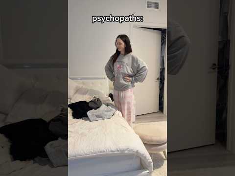 Normal people VS psychopaths 🫢 #elsarca #tiktok