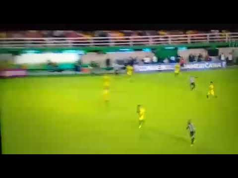 Golaço de Alex Santana