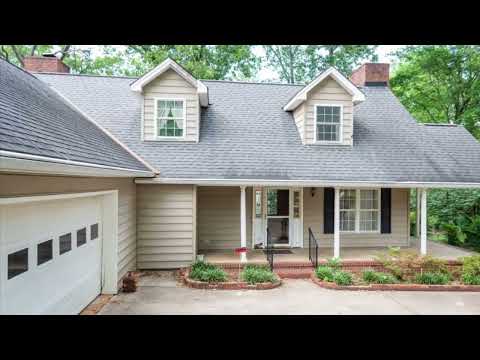 Lake front property in Greenwood, SC for sale.