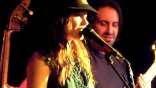 Erin Mccarley - Love Save The Empty Live Soho Santa Barbara 100908