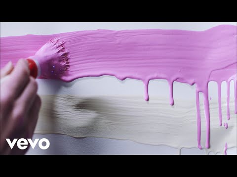 download lagu mp3 mp4 Hanna Leess My God Knows How To Cry, download lagu Hanna Leess My God Knows How To Cry gratis, unduh video klip Hanna Leess My God Knows How To Cry