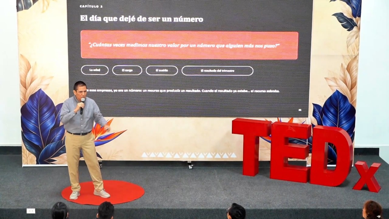 Emprender a los 50 | Fernando Villaizán | TEDxTarapoto