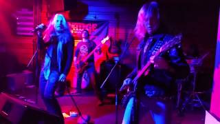 Smoke the sky & Hooligans Holiday, John Corabi