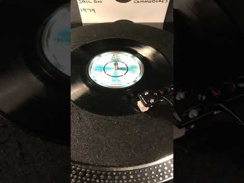 The Commodores- Sail On ( Vinyl 45 ) From 1979 .