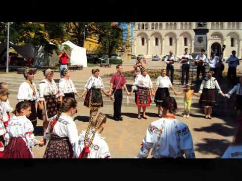 Mare moje, moj prilipi 'lade, Pogányi Menyecskekórus és a Vizin Zenekar 2012. április 15.