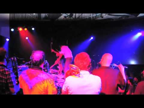 CARIBOU VIBRATION ENSEMBLE - Skunks (LIVE 2009)