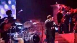 Luis Miguel - Intro &amp; Vuelve (Live - Barcelona, España 2004)