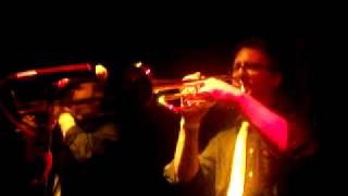 Throw a Bomb - Mustard Plug