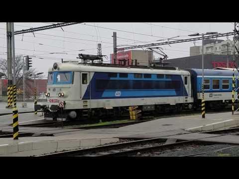 České Dráhy Class 242 leaving Brno #shorts