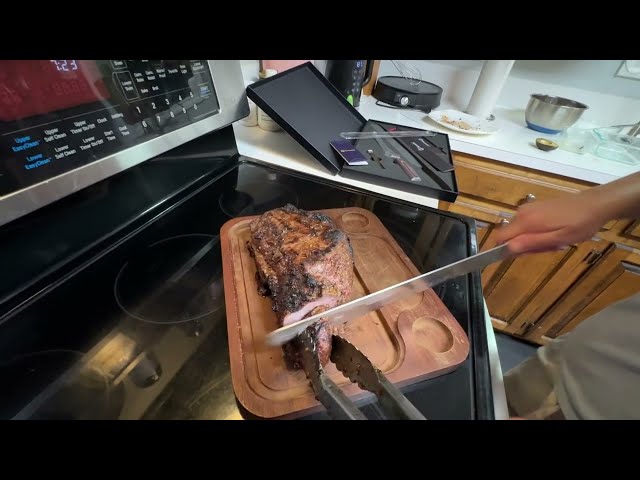 Best Meat Carving Knife with Long Blade for BBQ - close-up view