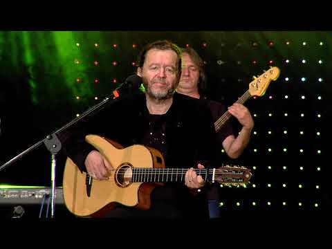 Karel Peterka - Muž, žena, růže a včela