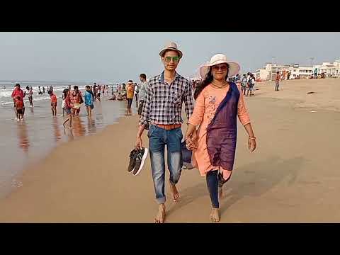 #Odish #Golden #Beach...   Enjoy ❤️❤️ Couple...Amresh nd Ankita Pradhan with there Family full enjoy