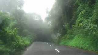 preview picture of video 'Driving through the beautiful road from Tholpetty to Thamaraserry (Wayanad)'