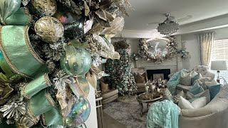CHRISTMAS ENTRYWAY TOUR/ UPSIDE DOWN CHRISTMAS TREE #christmasdecorations #decoratewithme