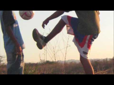 Lupe Fiasco, He Say She Say (Featuring Gemini & Sarah Green) NicaFootball