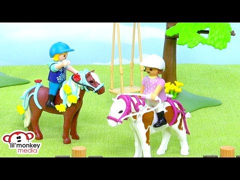 Playmobil Horse Farm 🐴 - Advent Calendar Build and Play! Peanut Pony Foal Goes Missing!!